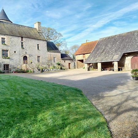 Bed and Breakfast Manoir De La Foulerie Ancteville Exterior foto
