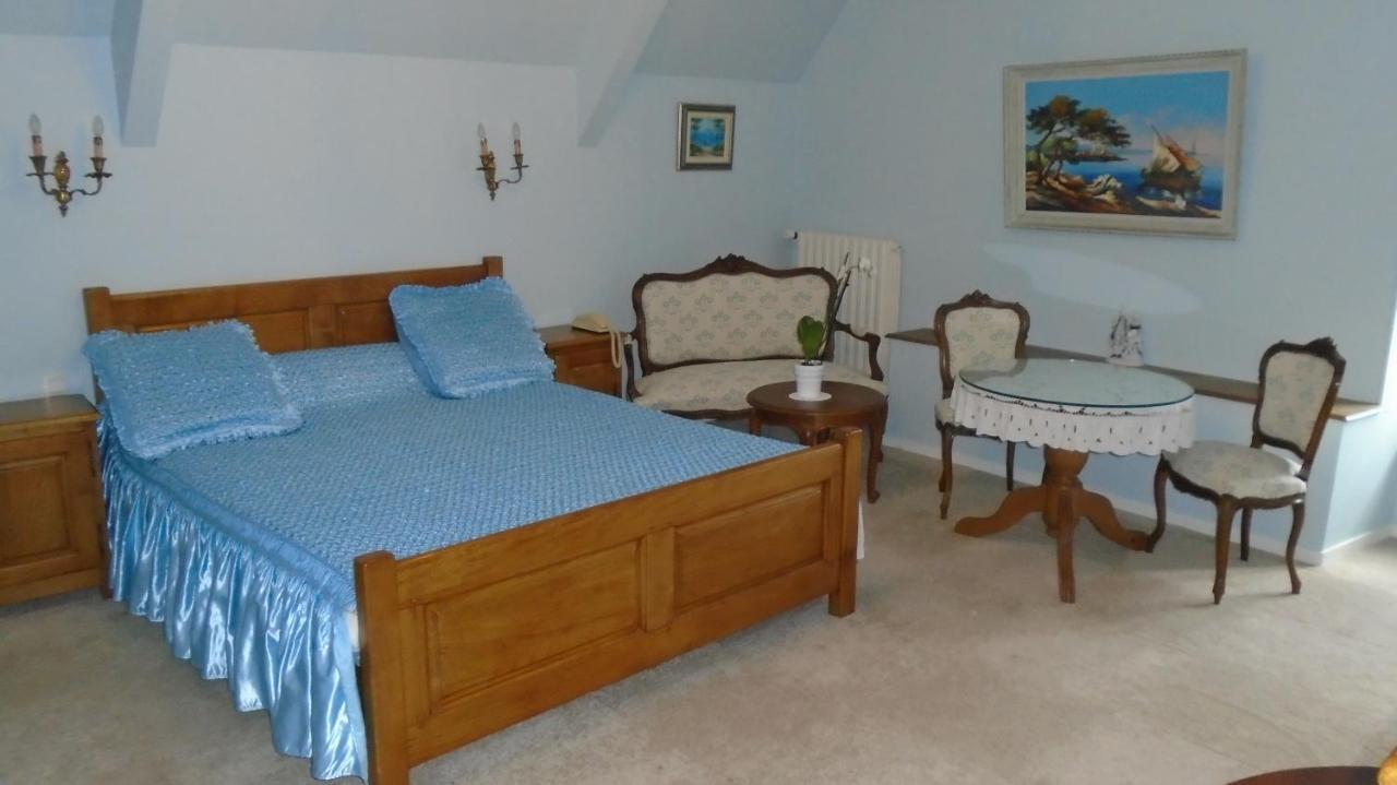 Bed and Breakfast Manoir De La Foulerie Ancteville Exterior foto