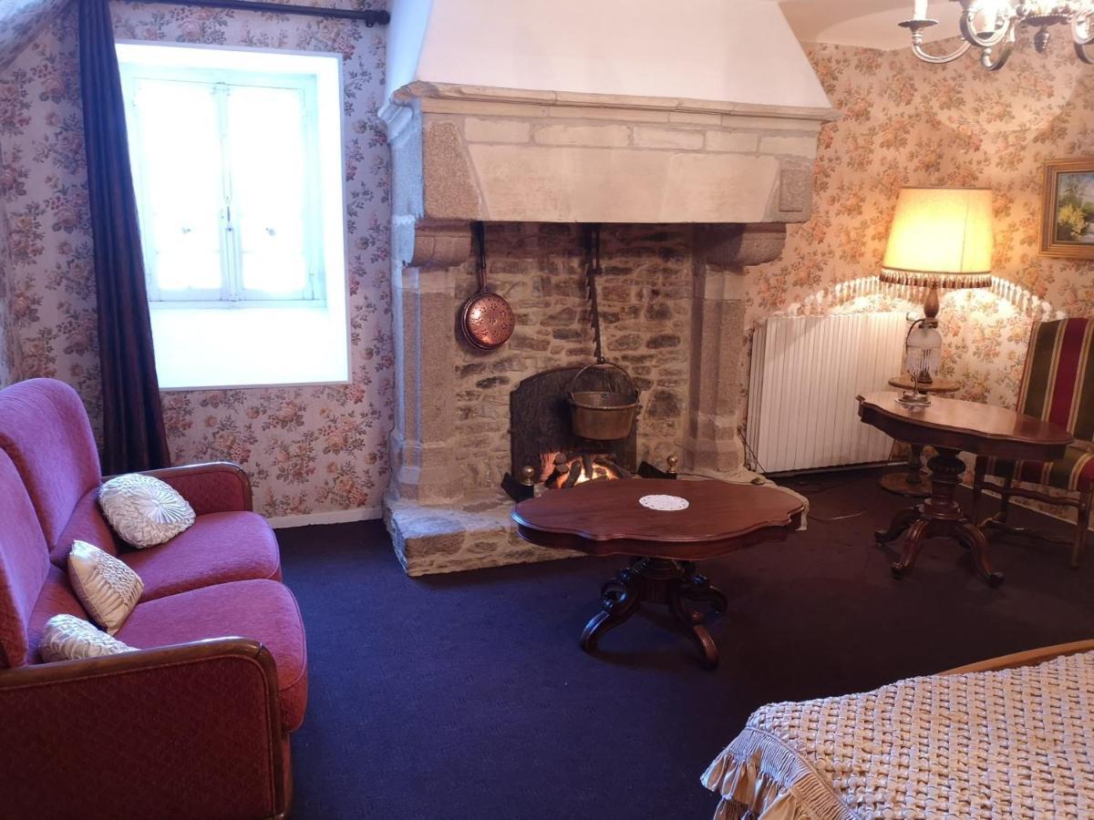 Bed and Breakfast Manoir De La Foulerie Ancteville Exterior foto